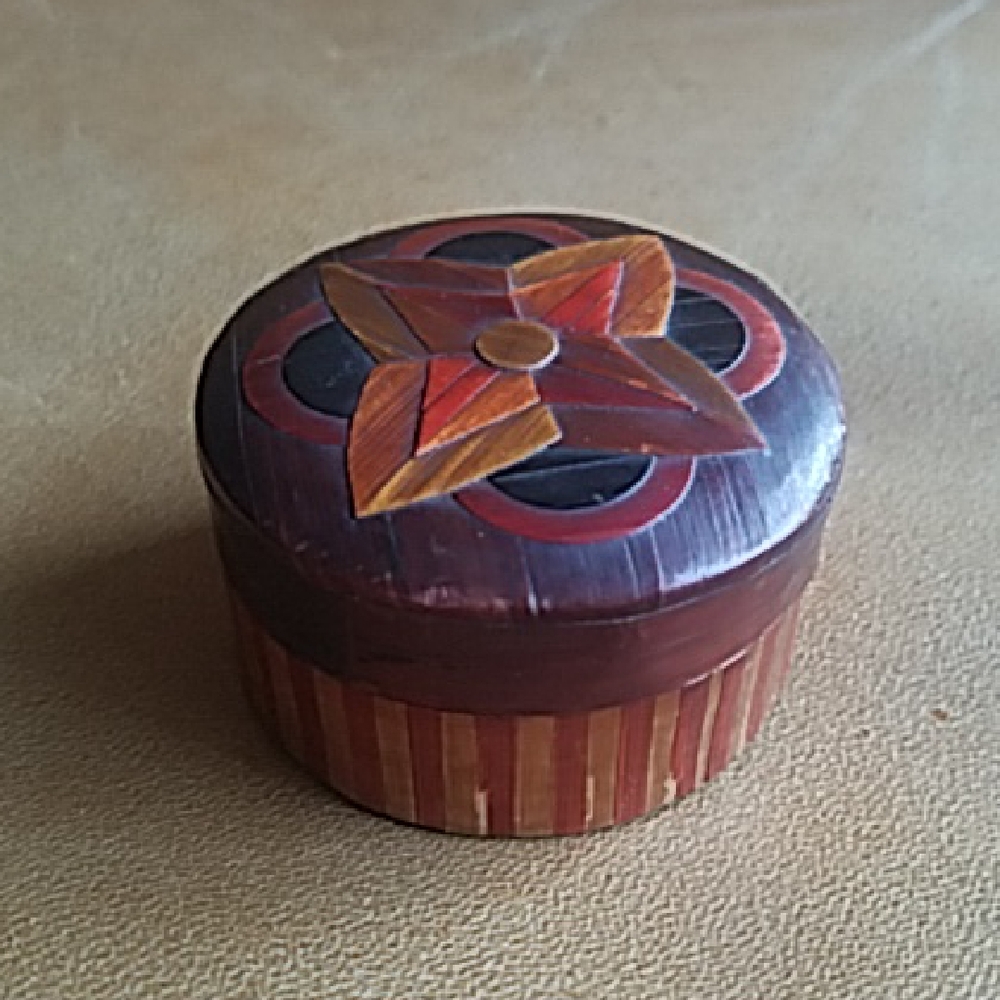 Vintage Handcrafted Wooden Trinket Jewelry Pill Box with Inlay Design